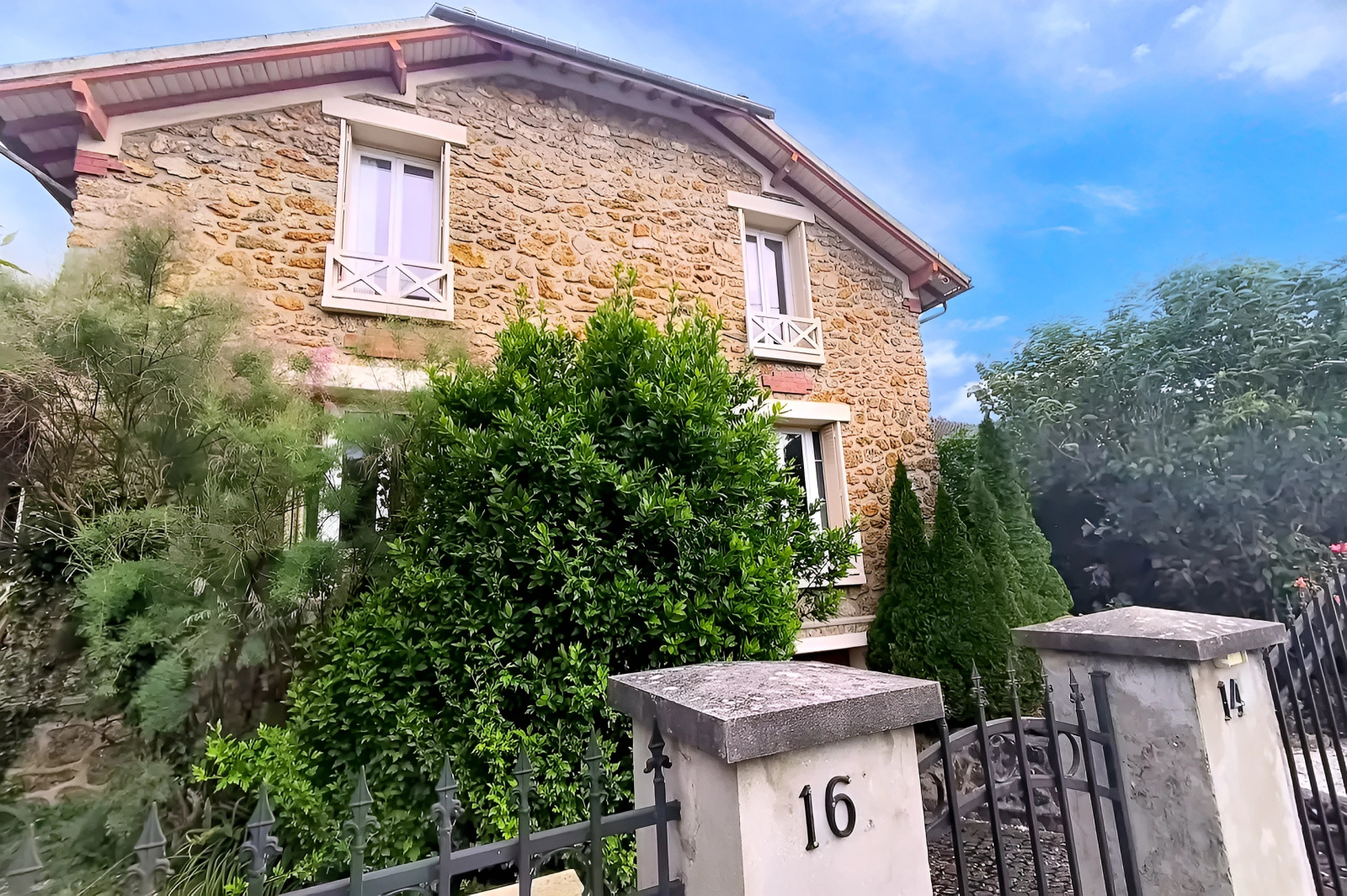 Maison 10 pièces 152 m² · à Villenoy · 152 m² · 355 000 €
